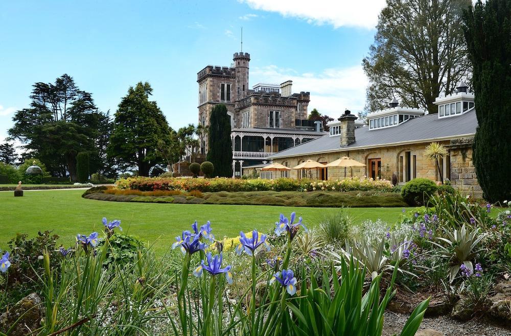 Larnach Lodge & Stable Stay Dunedin Esterno foto