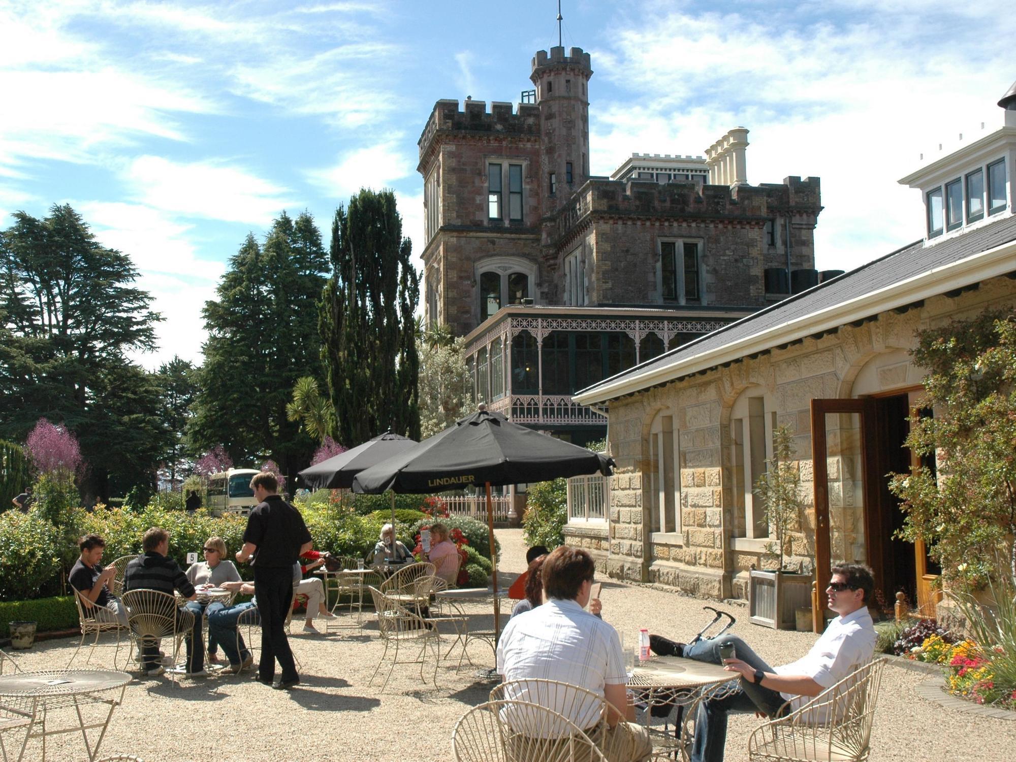 Larnach Lodge & Stable Stay Dunedin Esterno foto